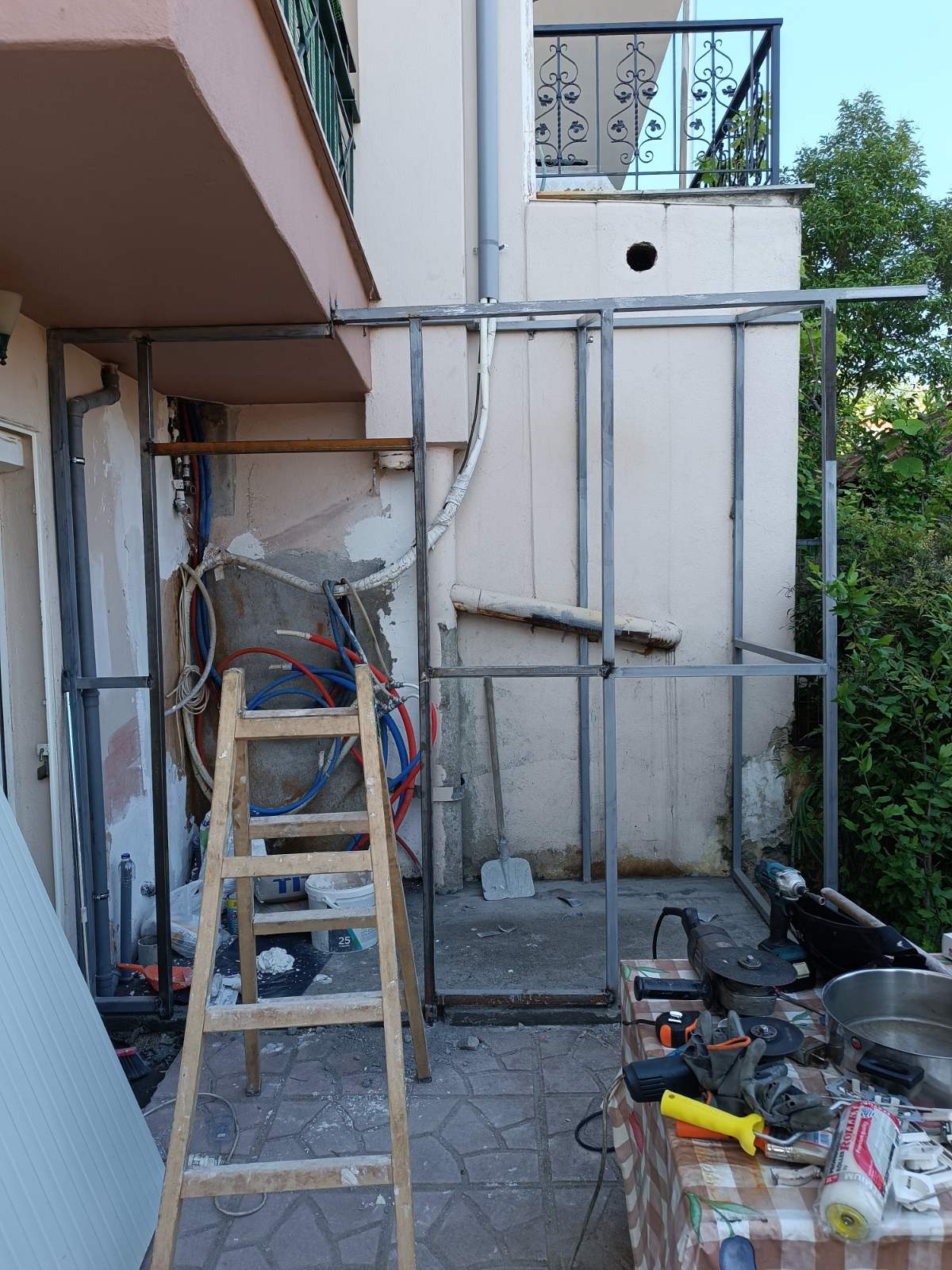 Κατασκευές με πάνελ - φωτογραφία 1