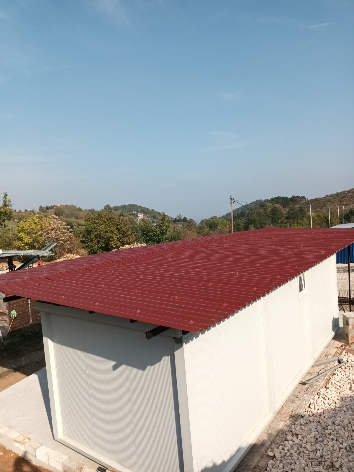 Μεταλλικές σκεπες και υπόστεγα - φωτογραφία 2