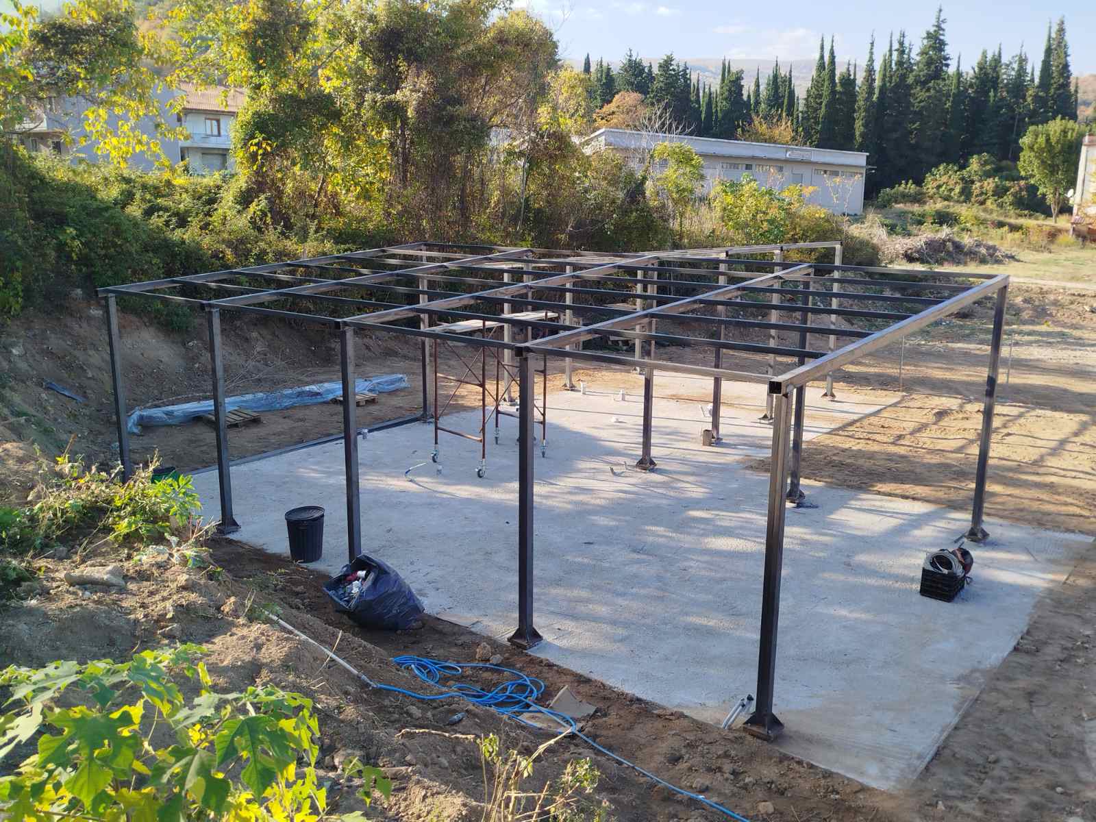 Μεταλλικές σκεπες και υπόστεγα - φωτογραφία 7